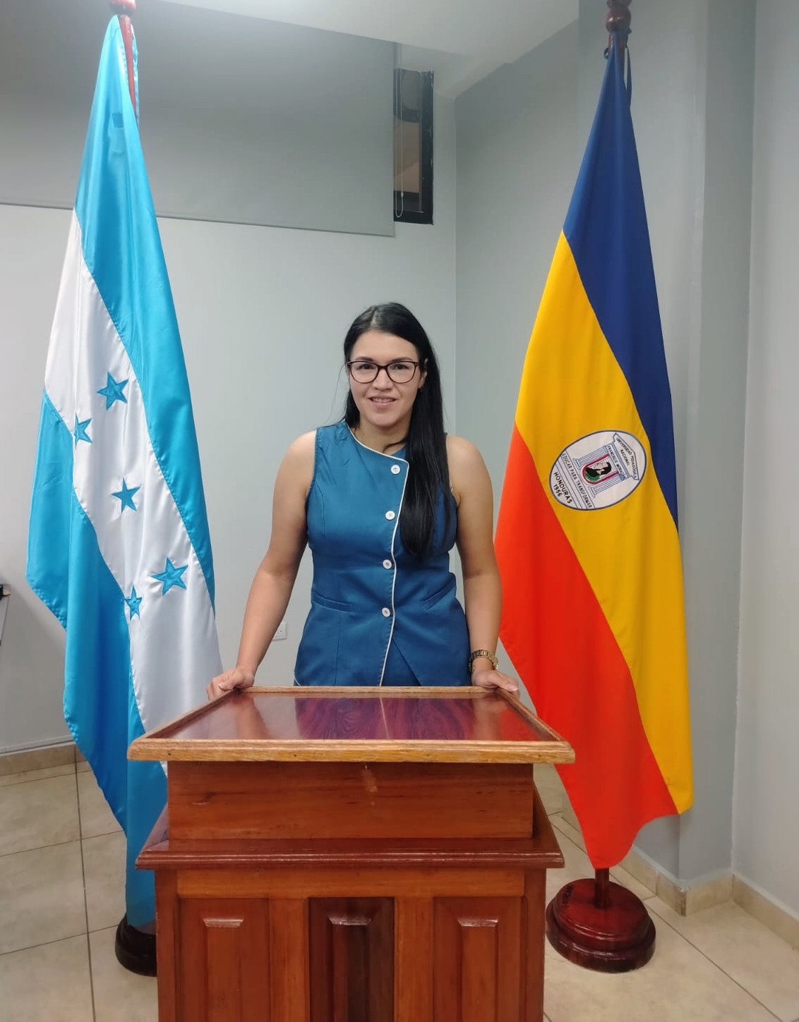 Integración del enfoque de derechos humanos, por los docentes universitarios, en sus prácticas de educación a distancia en el contexto postpandemia. 